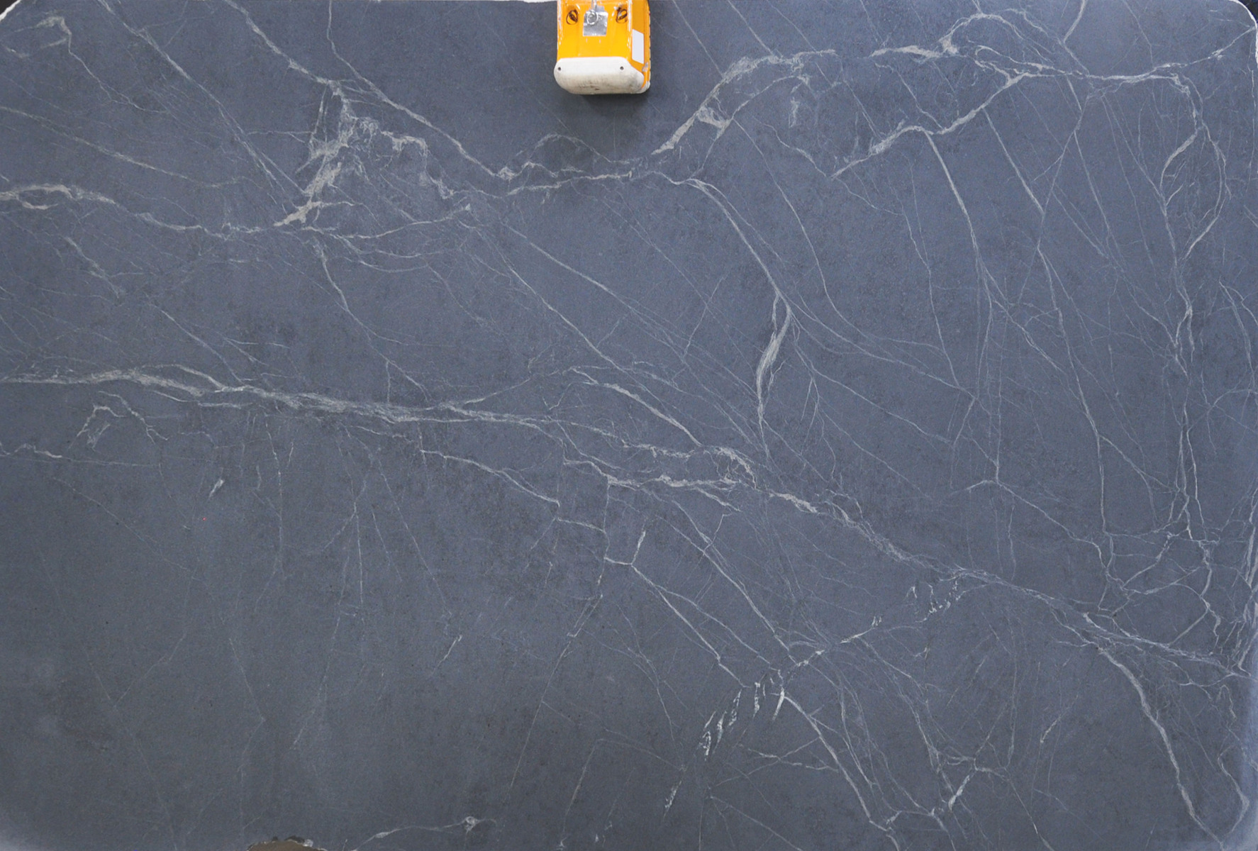Black Soapstone 3 cm lot (19)